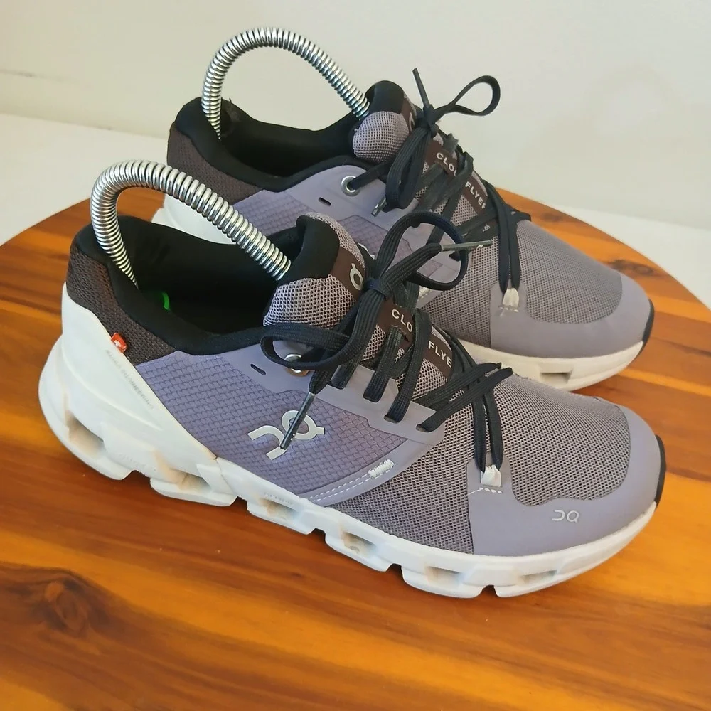 On Cloudflyer Womens 6.5 Purple Mesh Low Top Running Shoes Sneakers 71.98092